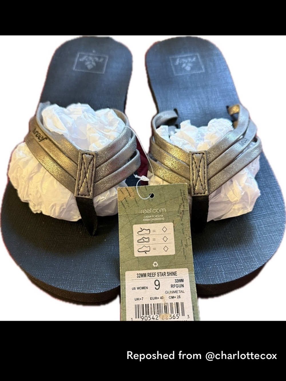 NWT Reef Star Shine cushion flip flops